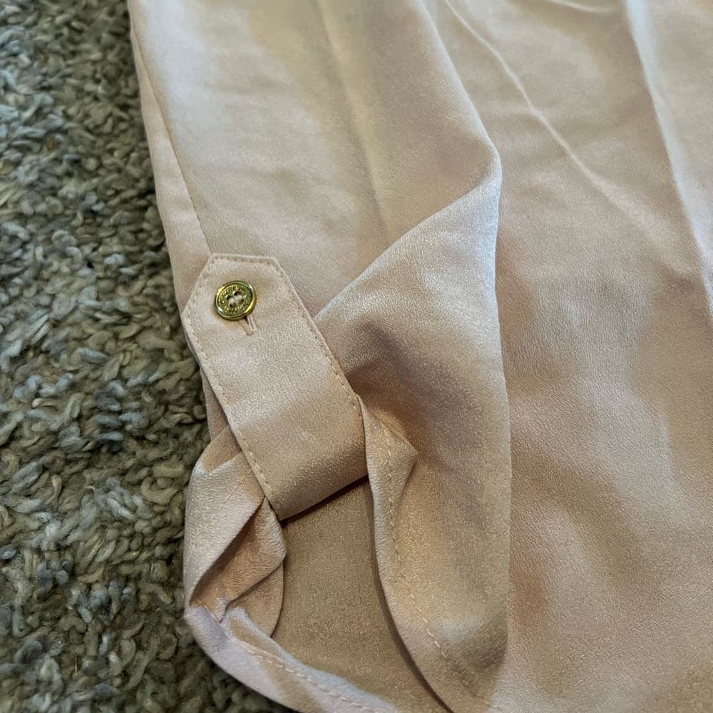 Calvin Klein light pink top size LG with gold buttons and zipper pockets - Thumbnail 4
