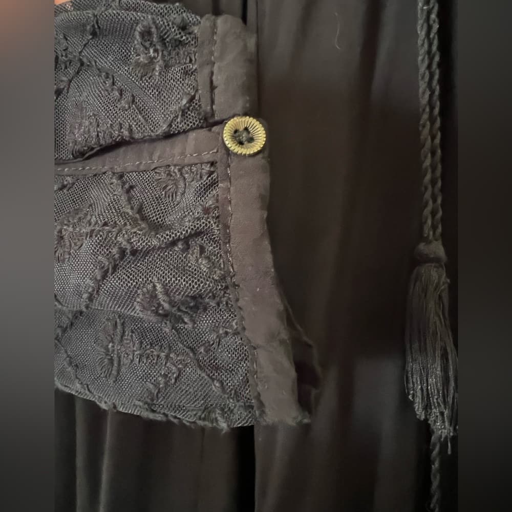 Forever 21 blouse with lace size L - Thumbnail 6