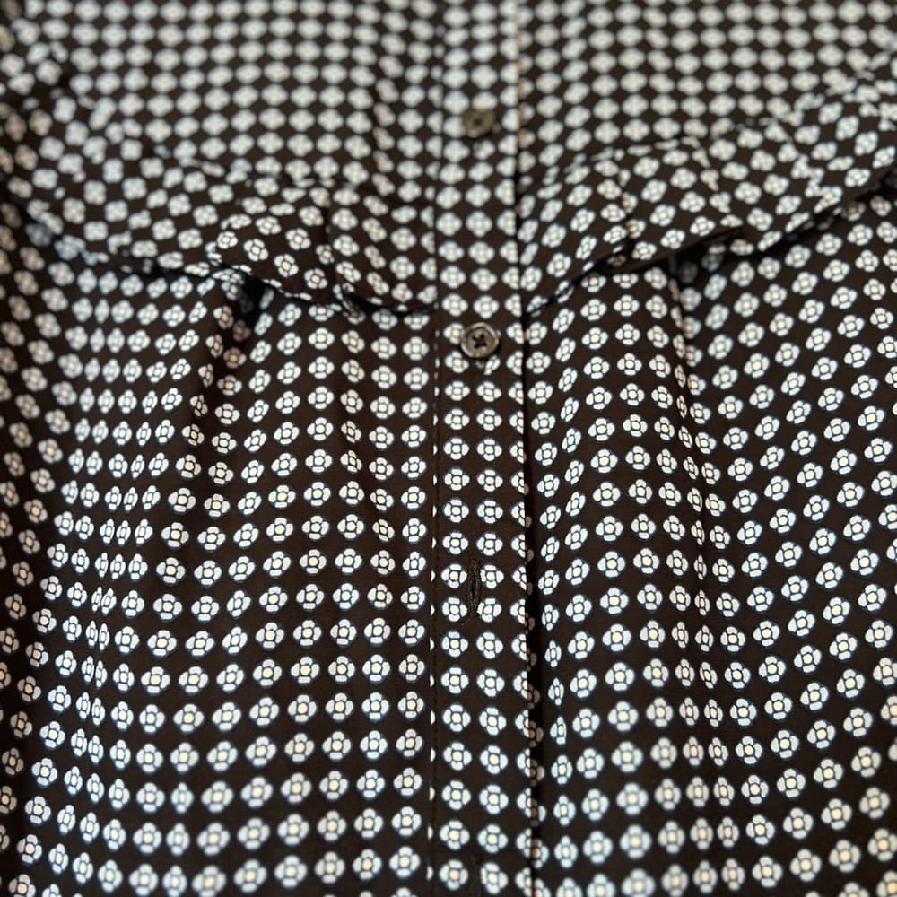 who what wear blouse with ruffles detailing size S EUC - Thumbnail 4