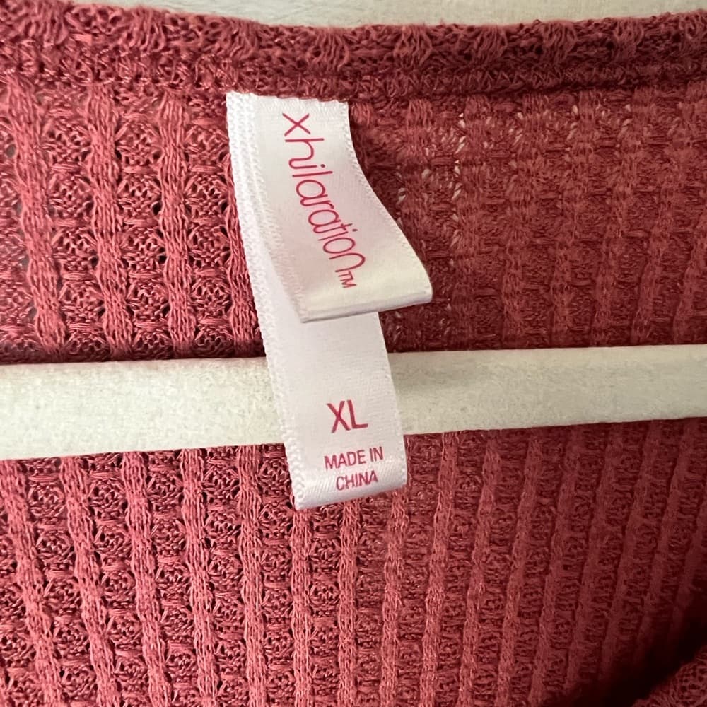 xhileration sweatery top lace and button detailing size XL - Thumbnail 2