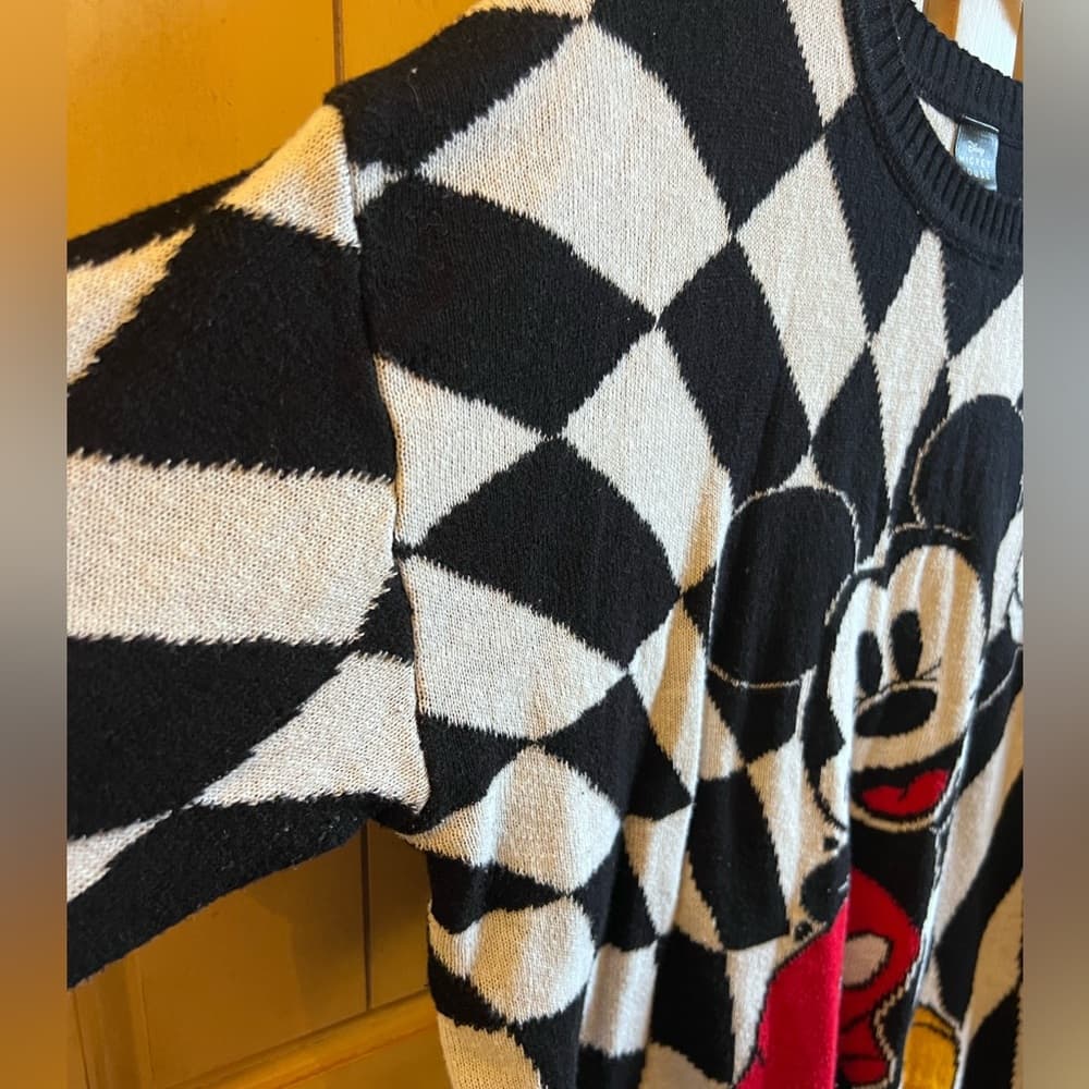 DISNEY Mickey Mouse black/white Argyle Knit Pullover Crewneck Women's Size L - Thumbnail 7