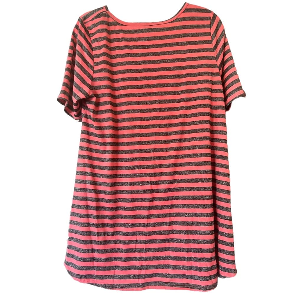 LuLaRoe striped T-shirt tunic style size XL - Thumbnail 3