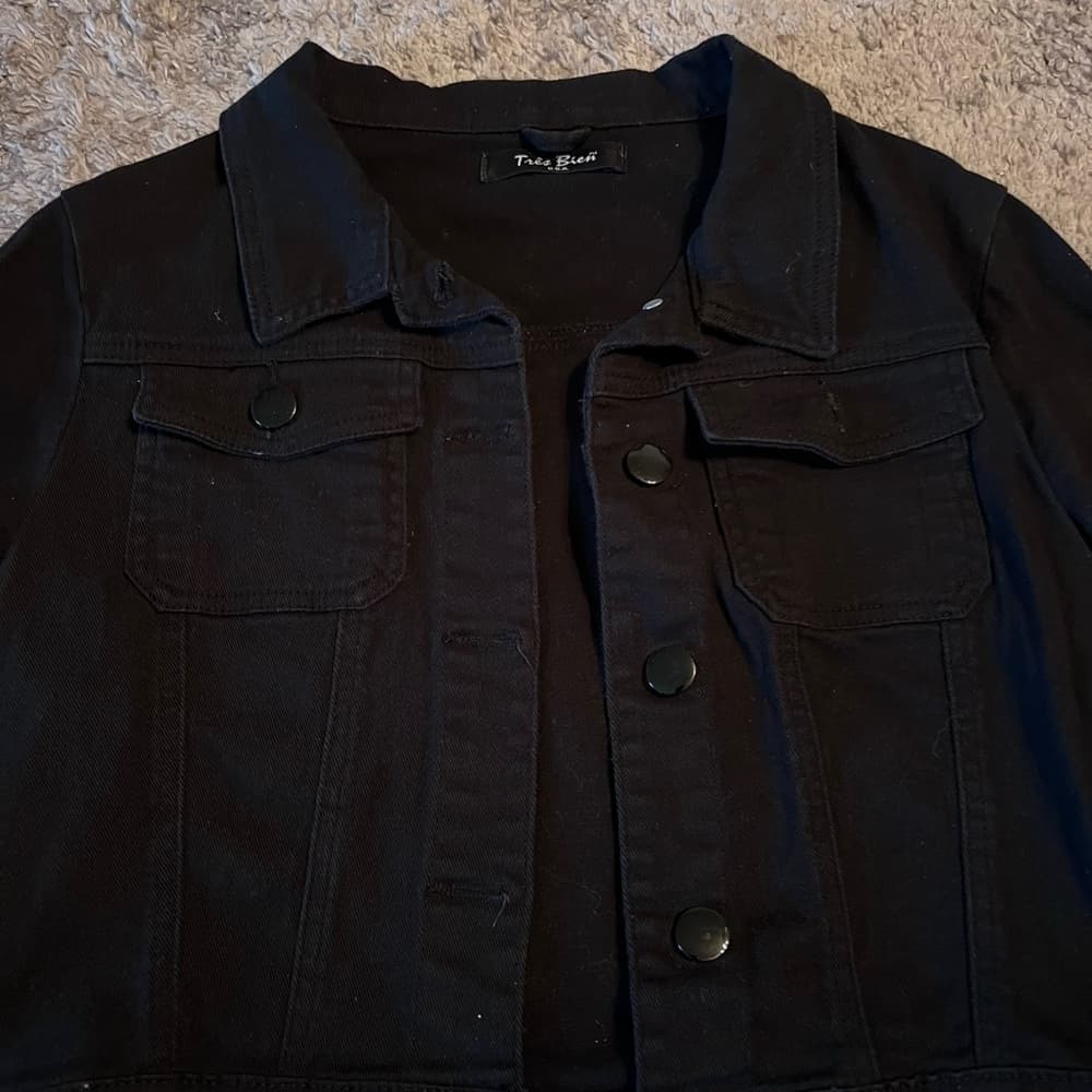 Tres Bien Black Cropped Jean Jacket size L - Thumbnail 5