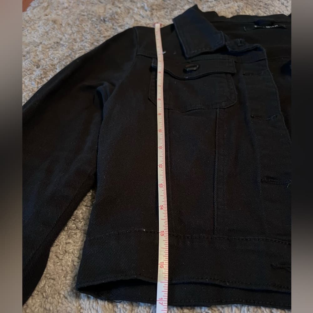 Tres Bien Black Cropped Jean Jacket size L - Thumbnail 4
