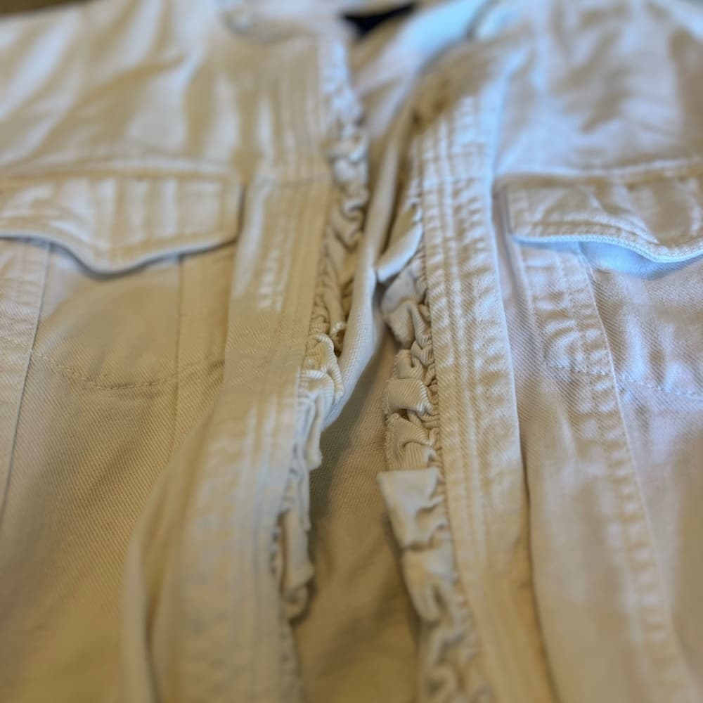 Nu Influence white faux jean jacket size small - Thumbnail 9
