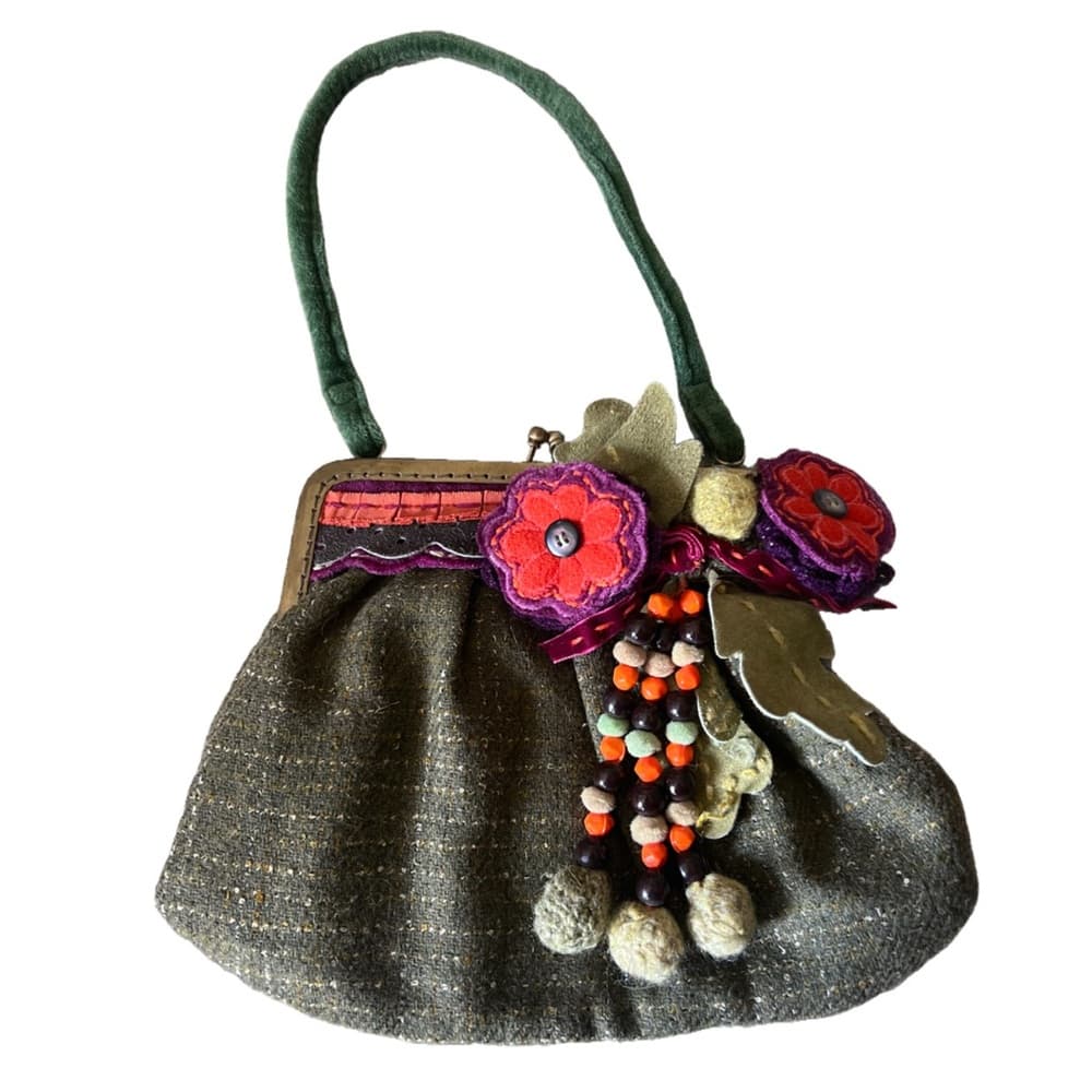 Accessorize Vintage Green Handbag With beads/flowers Kiss Lock Closure