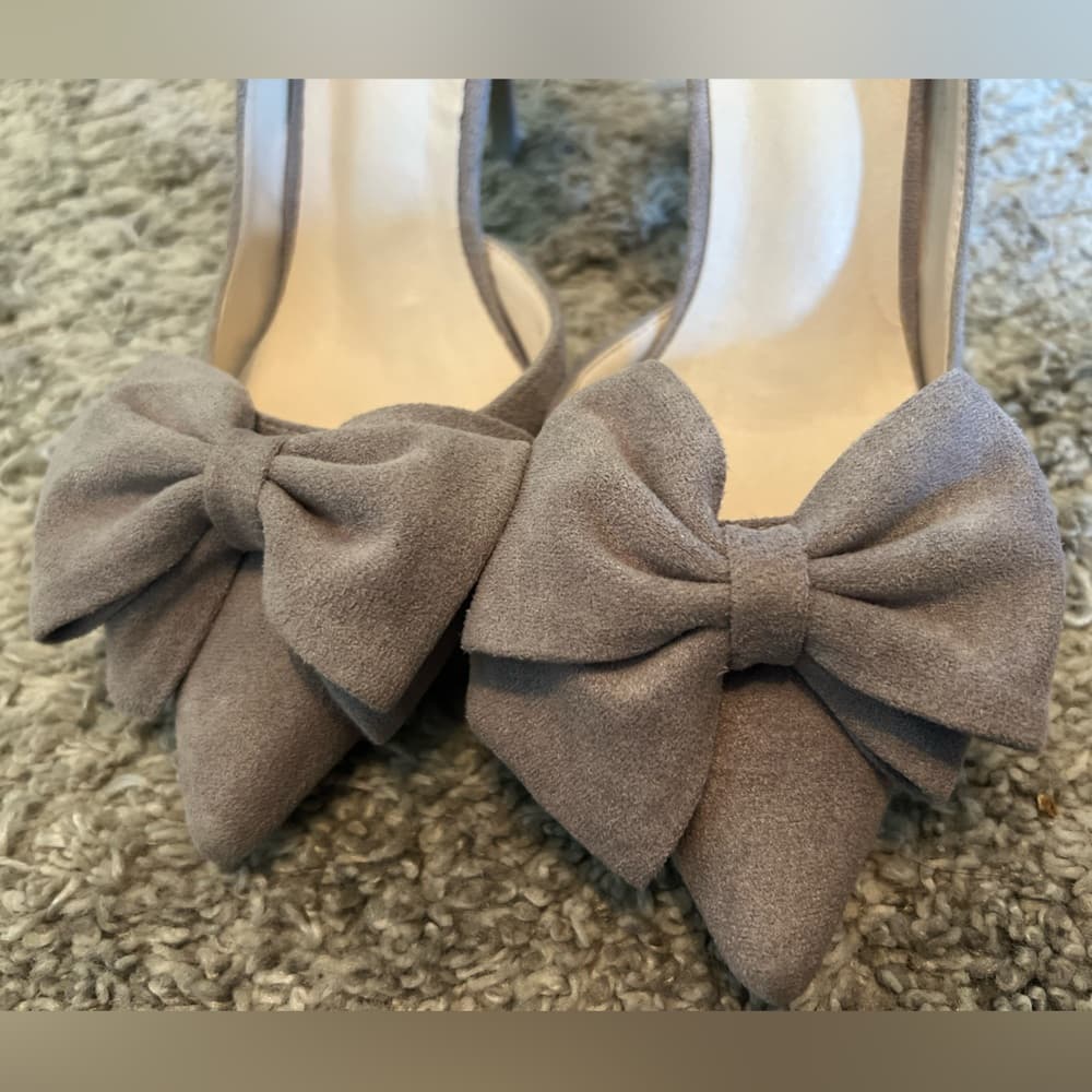 NWOT Big tree suede heels with bow size 39 - Thumbnail 3