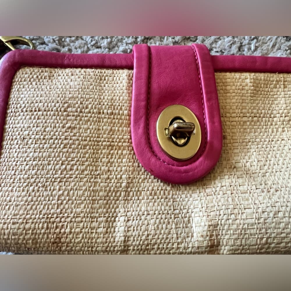 COACH woven straw pink wristlet - Thumbnail 4