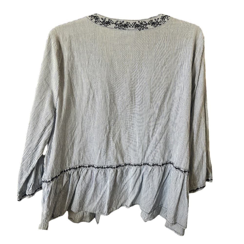 Westport women's blouse with embroidery and tassle detailing size XL