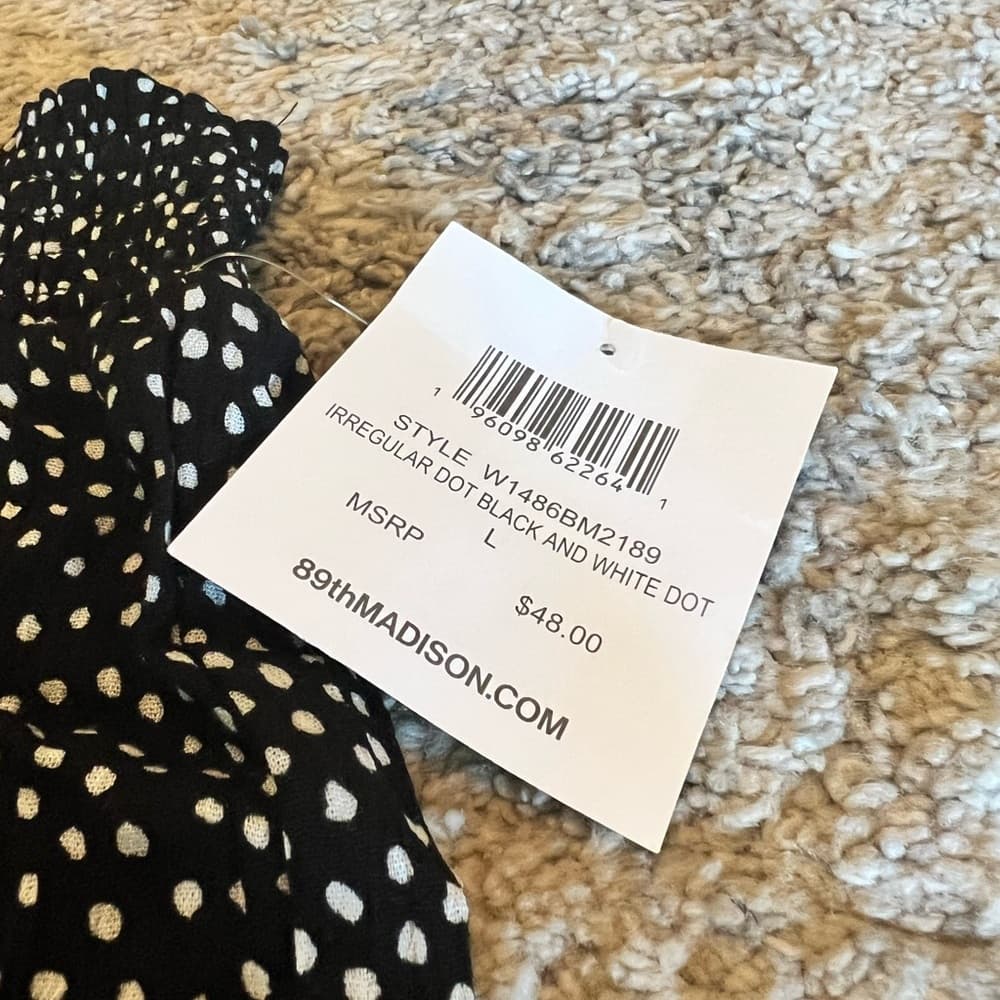 89th + Madison skirt size L Black and white dots a line ruffle detail NWT