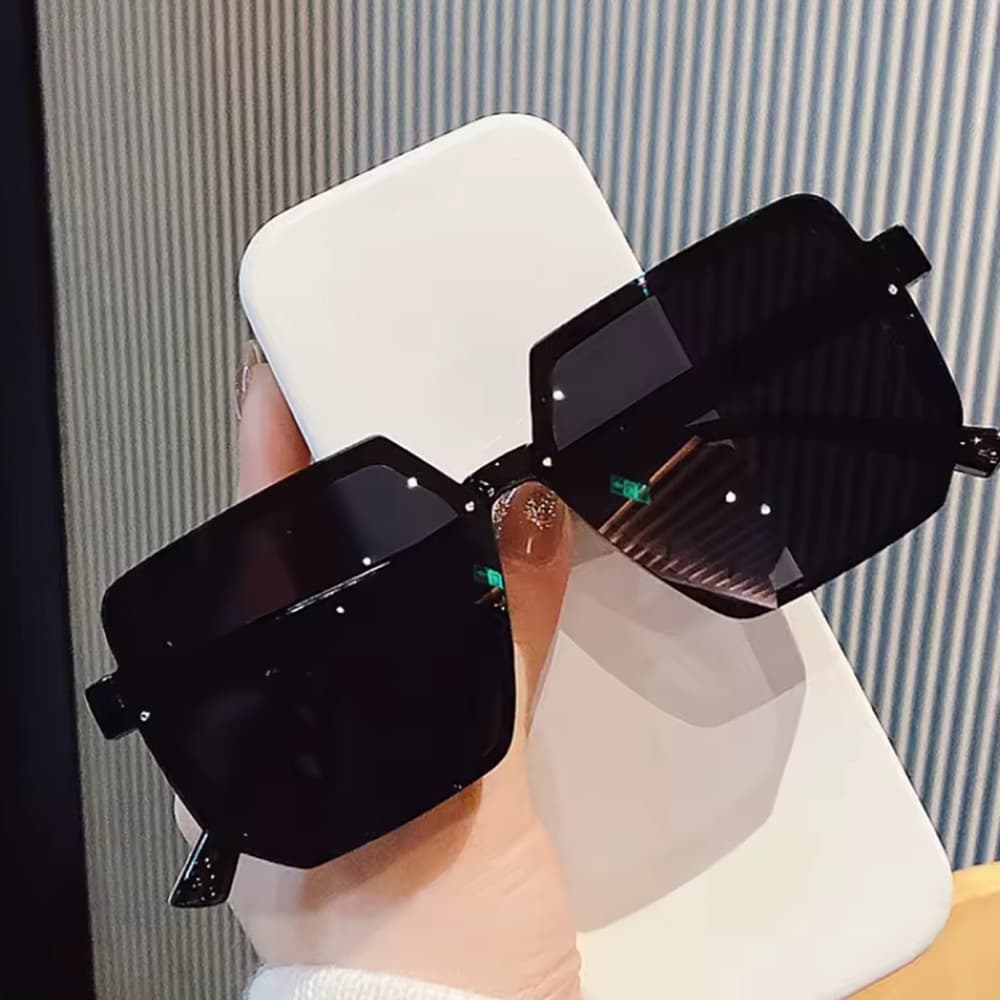 NWOT Big Frame Men/Women Trendy black Sunglasses Retro Polygon - Thumbnail 4