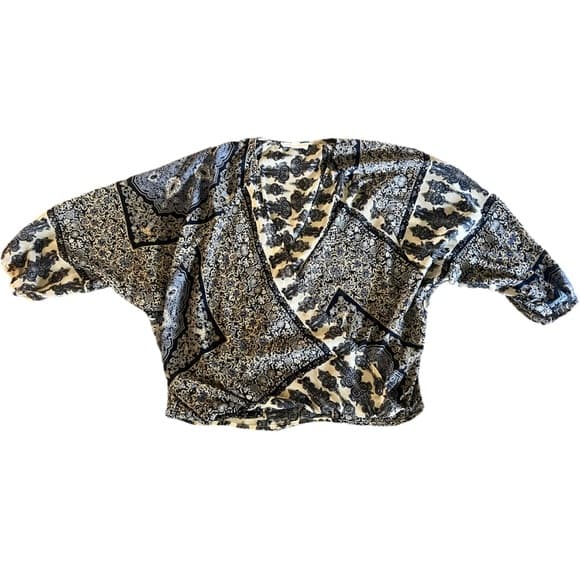 Love Stitch Blue Ivory Faux Wrap Top Size M - Thumbnail 2