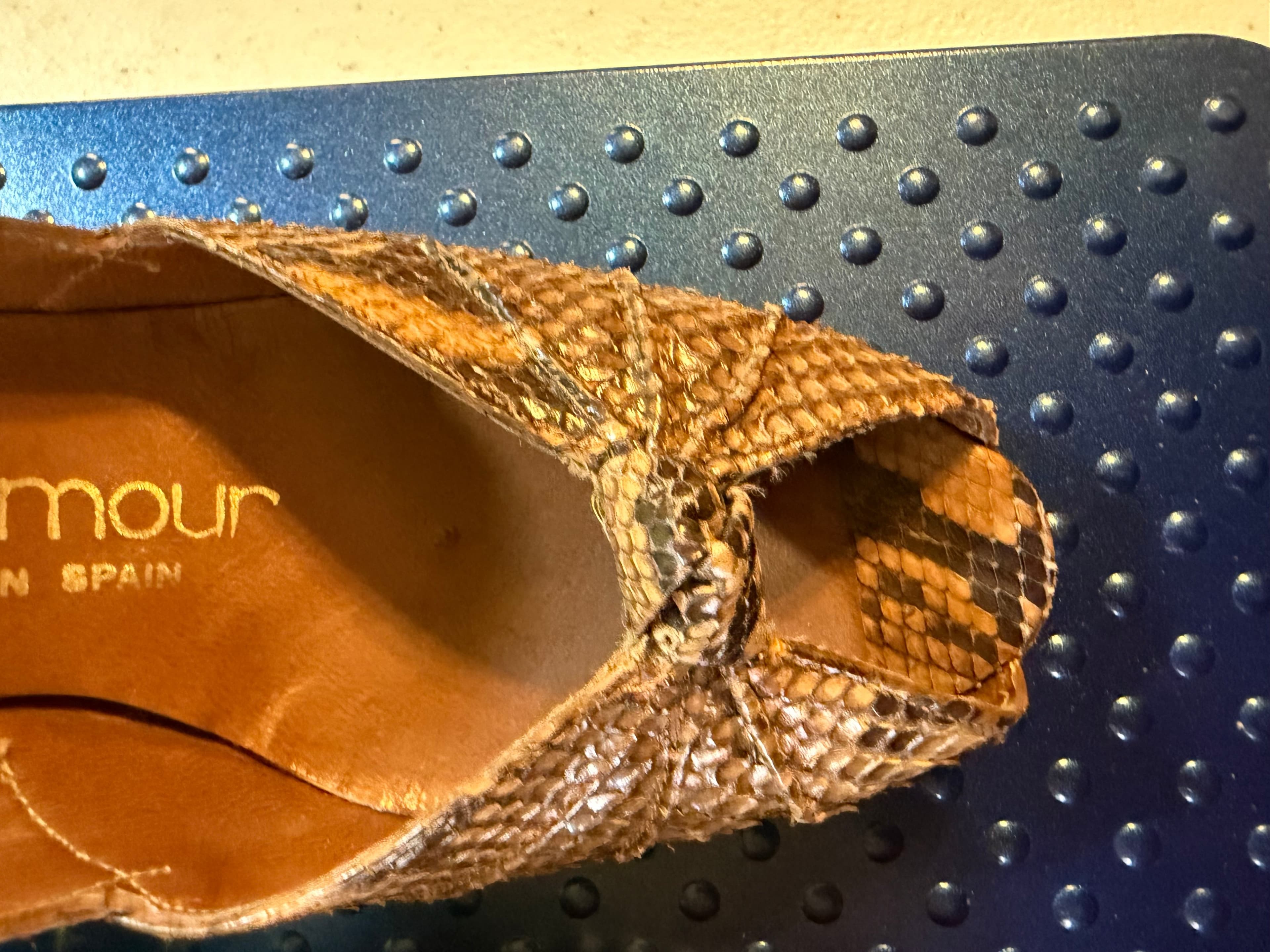 Vtg Stuart Weitzman Mr Seymour Snakeskin Peep Toe Slingback Sz 9.5AA - Thumbnail 5
