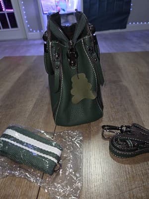 Homme and Femme Leather Cross Body Bag Women's Green with Gold Hardware - Thumbnail 2