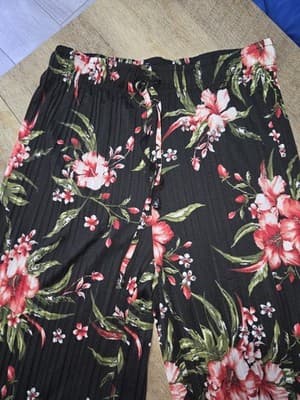 Love + Harmony Women's Stretch Waist Wide Leg Pants Sz Med Polyester Lightweight