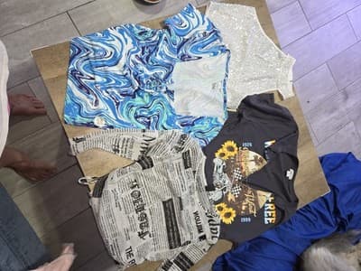 4 Woman's Tops All New With Tags Mostly Rue 21 All Size Medium