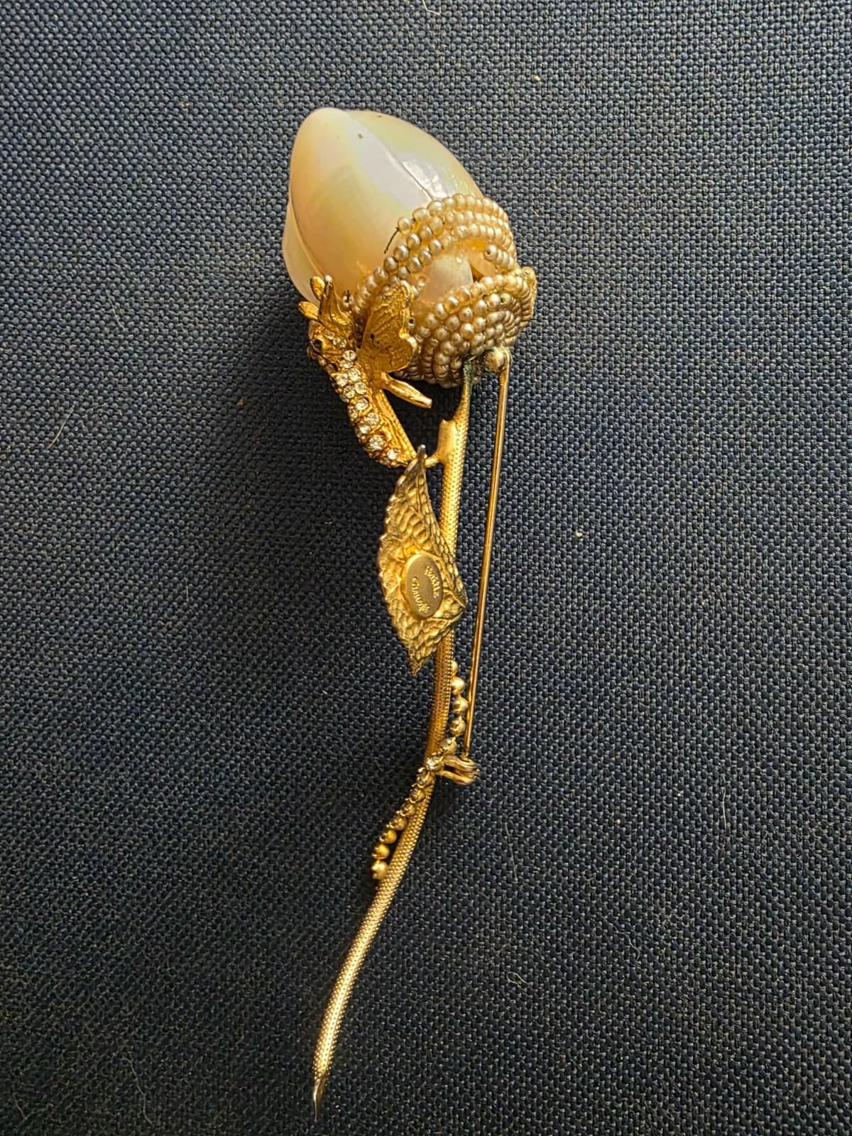 Hattie Carnegie Vintage Signed Floral Bee Brooch Gold Tone Rhinestone Pearl Pin - Thumbnail 4