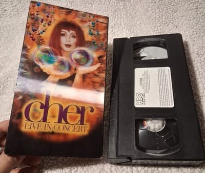 Cher - Live In Concert (VHS, 1999) - Thumbnail 6