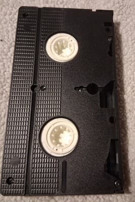The Adventures of Robin Hood VHS Tape VCR 1989 from 1938 Movie Action FREE SHIP - Thumbnail 7