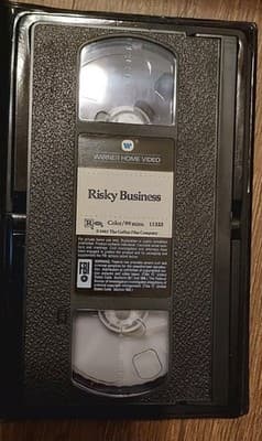 Risky Business VHS 1983 Warner Home Video Clamshell Tom Cruise - Thumbnail 2