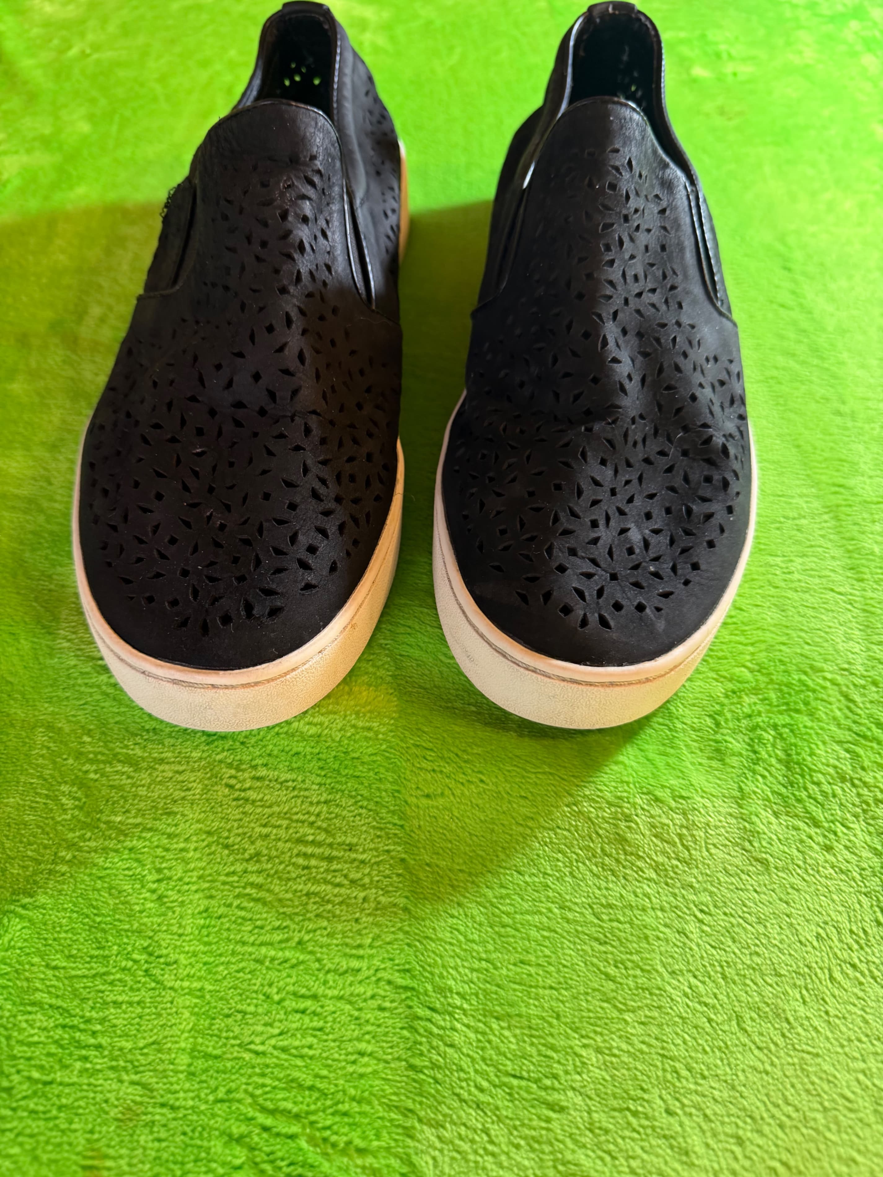 Vionic Splendid Midi Perf Black Slip-On Sneaker Womens Sz 9.5N - Thumbnail 3