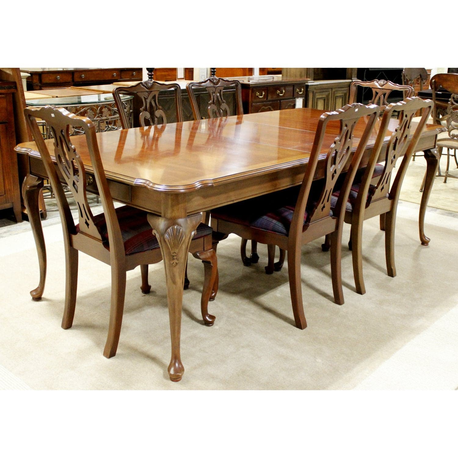 Ethan Allen Dining Table w/6 Chairs - Cherry - Thumbnail 2