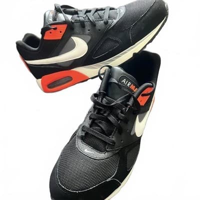 Nike Air Max Black and Red Athletic Sneakers Size 12 - Thumbnail 3