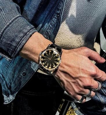 Black Gold Statement Watch | Bold Dial | Everyday Flex Piece - Thumbnail 4