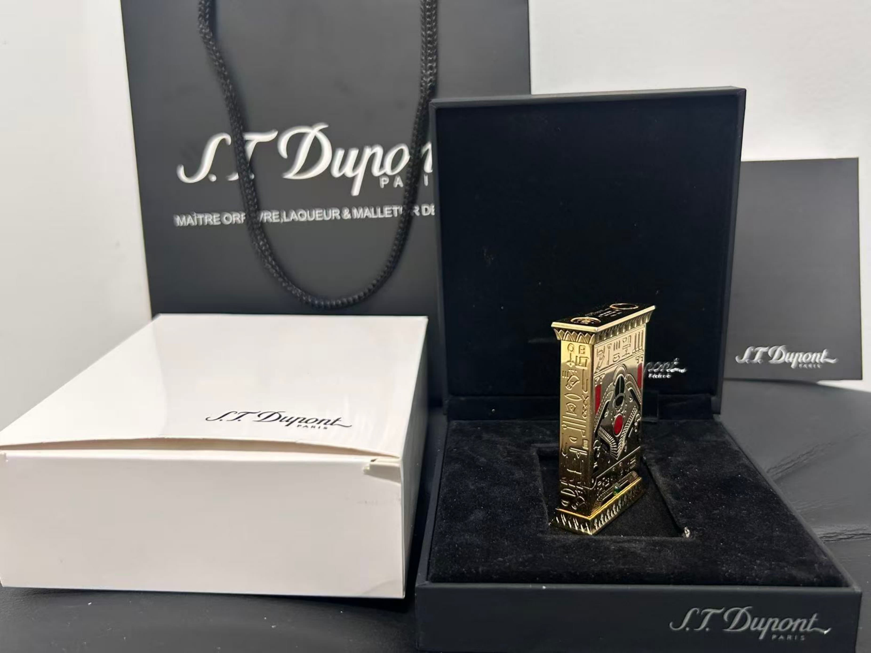 S.T. Dupont - Pharaoh - Lighter - Gold-plated
