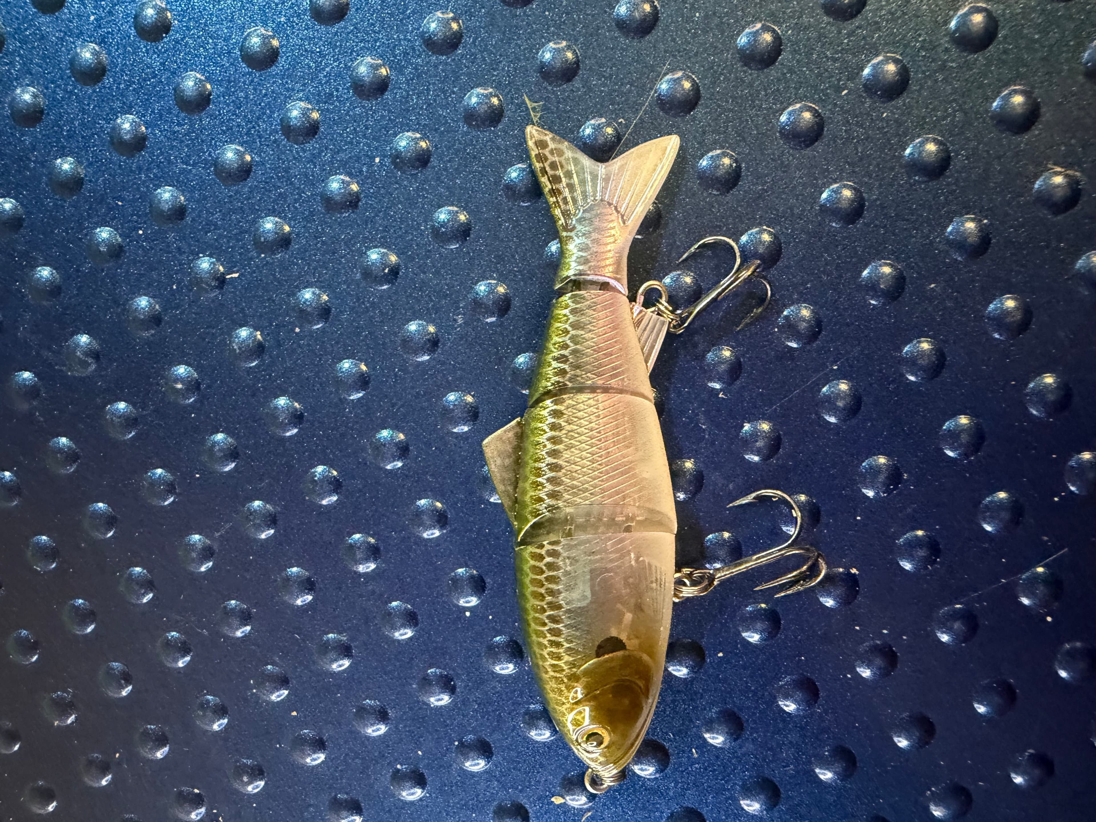 Jointed Swimbait 4-Seg Lifelike Bass Lure Green Shad ~4in Used