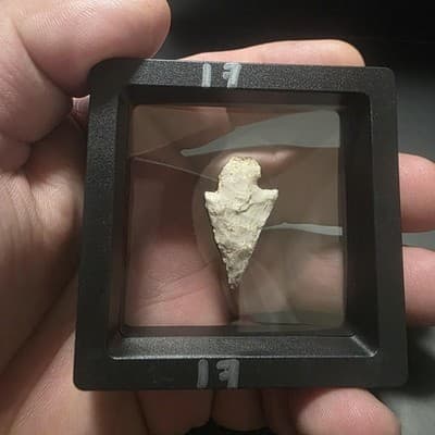 Lithic Notched Stone Arrowhead – Mexico Origin – Unauthenticated