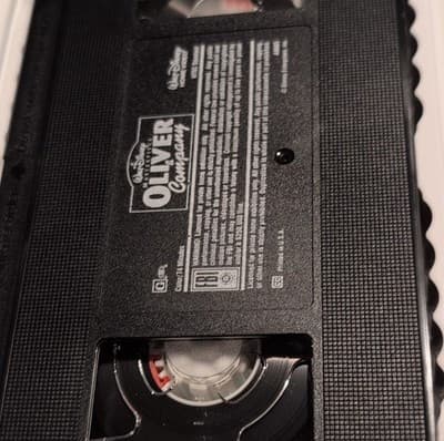 Walt Disney Oliver and Company VHS NTSC Animated Musical Family Movie Billy Joel - Thumbnail 2
