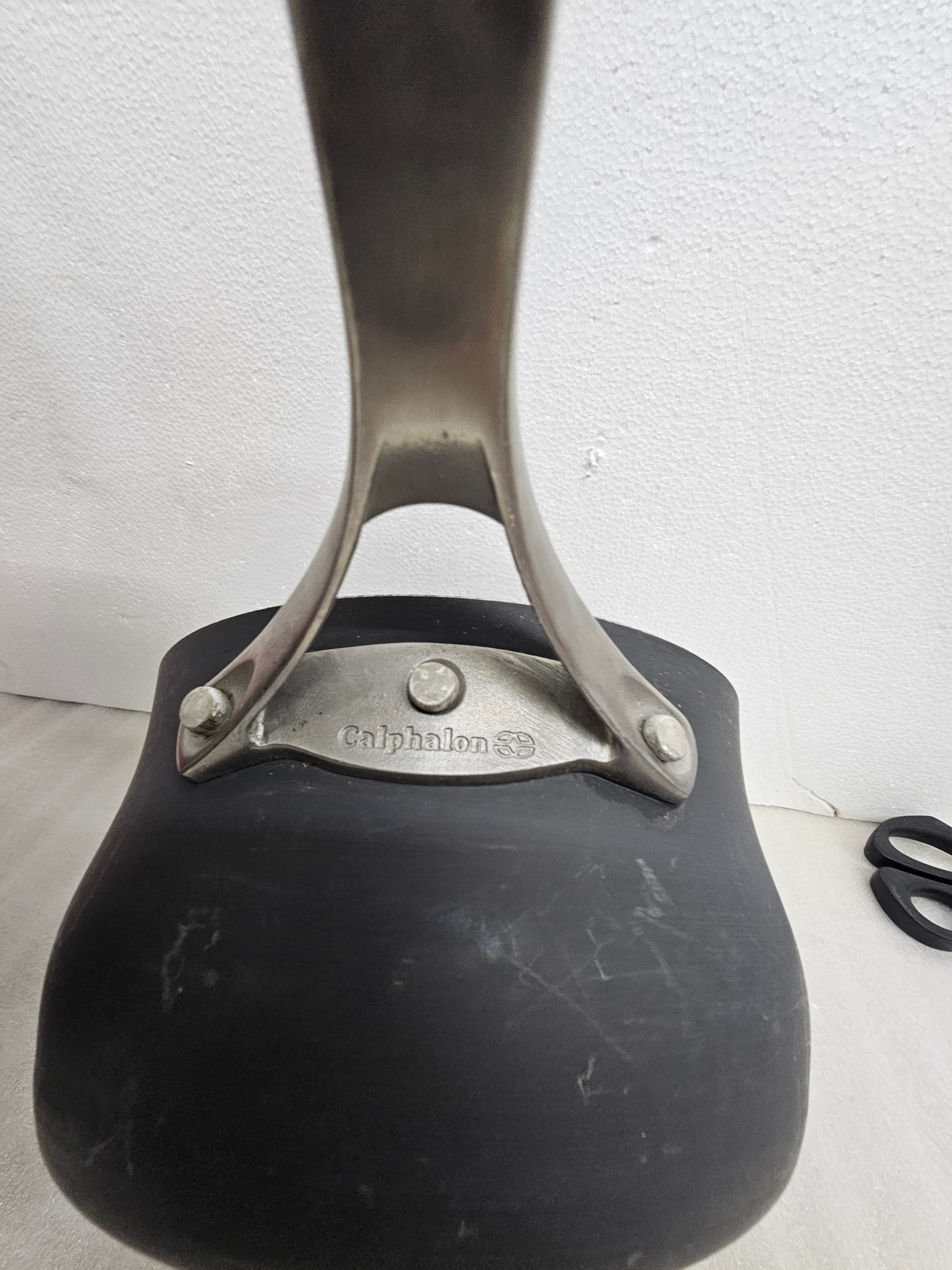 Calphalon Unison Nonstick Fry Pan 12" & saucepan 8" - Thumbnail 4