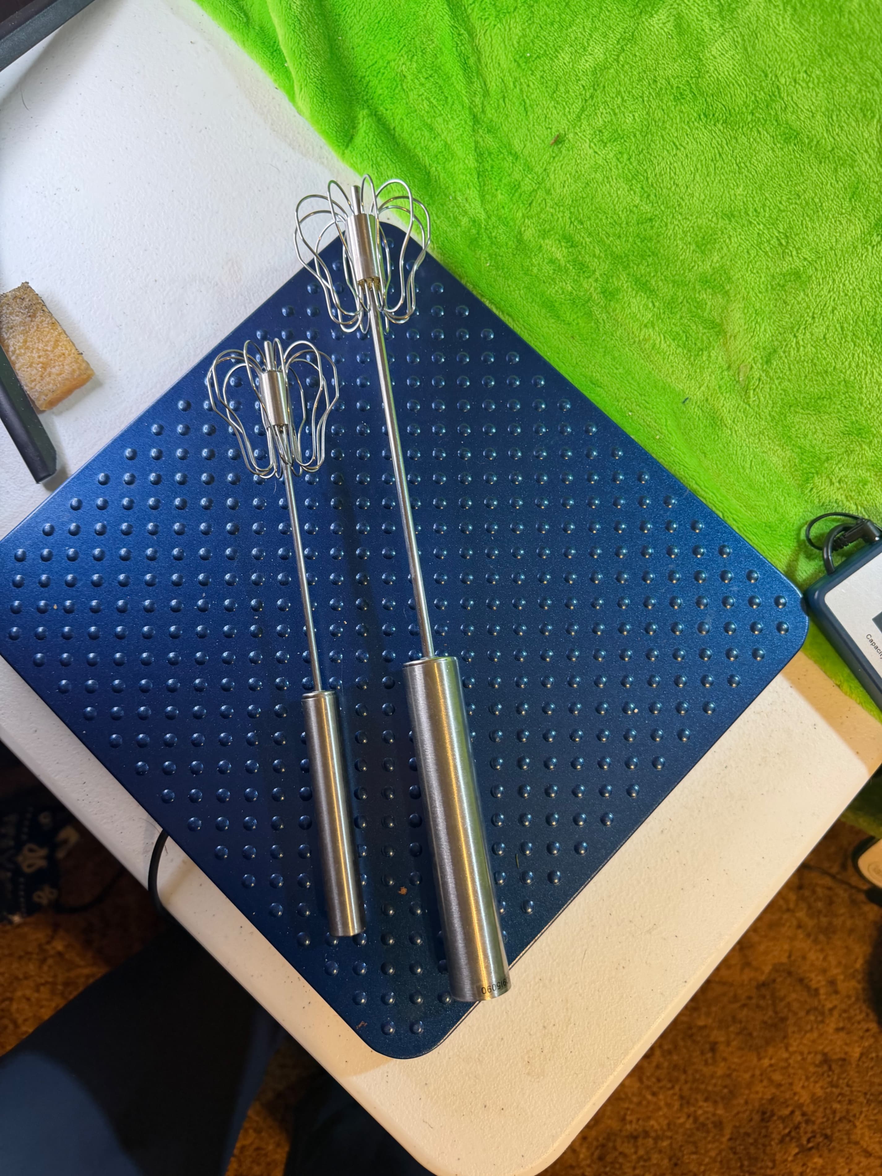 Set of 2 Stainless Steel Push Down Rotary Whisks Egg Beater Frother
