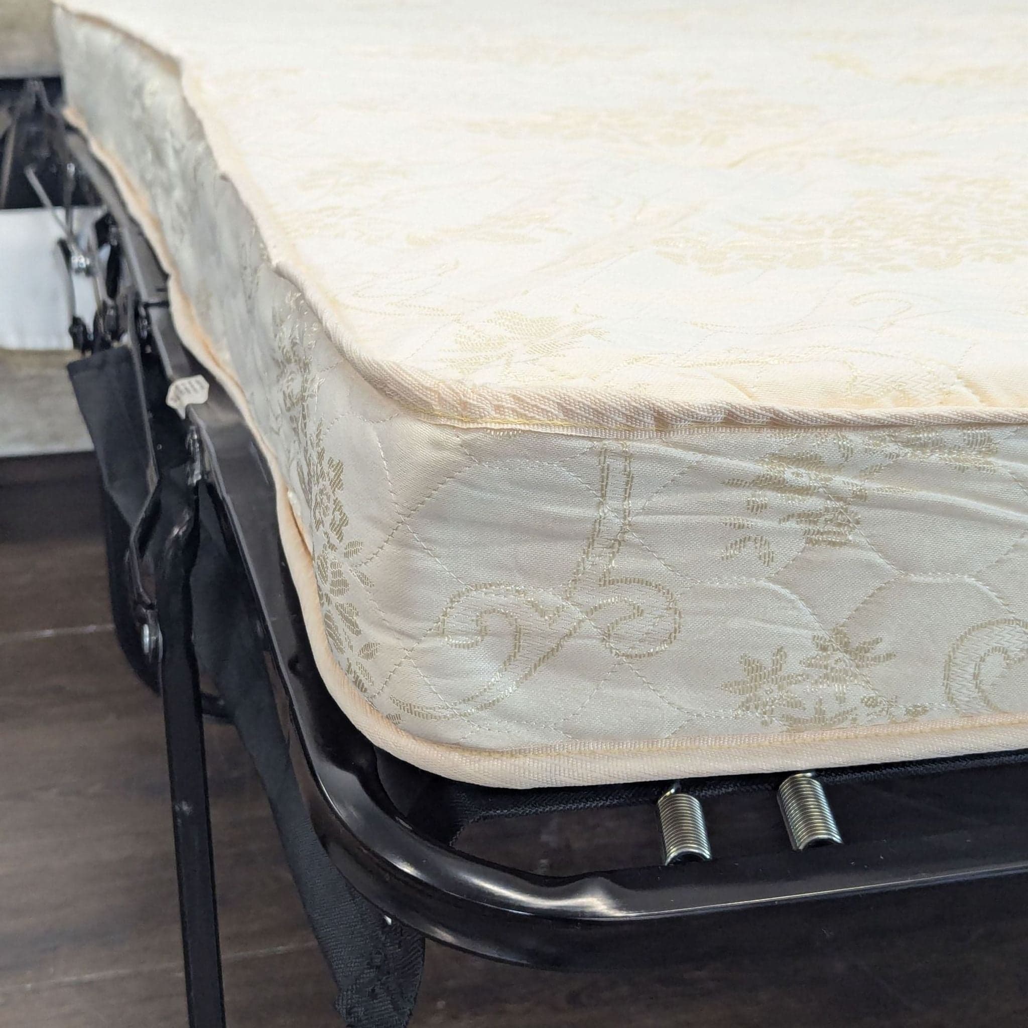 Contemporary Sleeper Sofa with Leggett & Platt Mechanism - Thumbnail 7