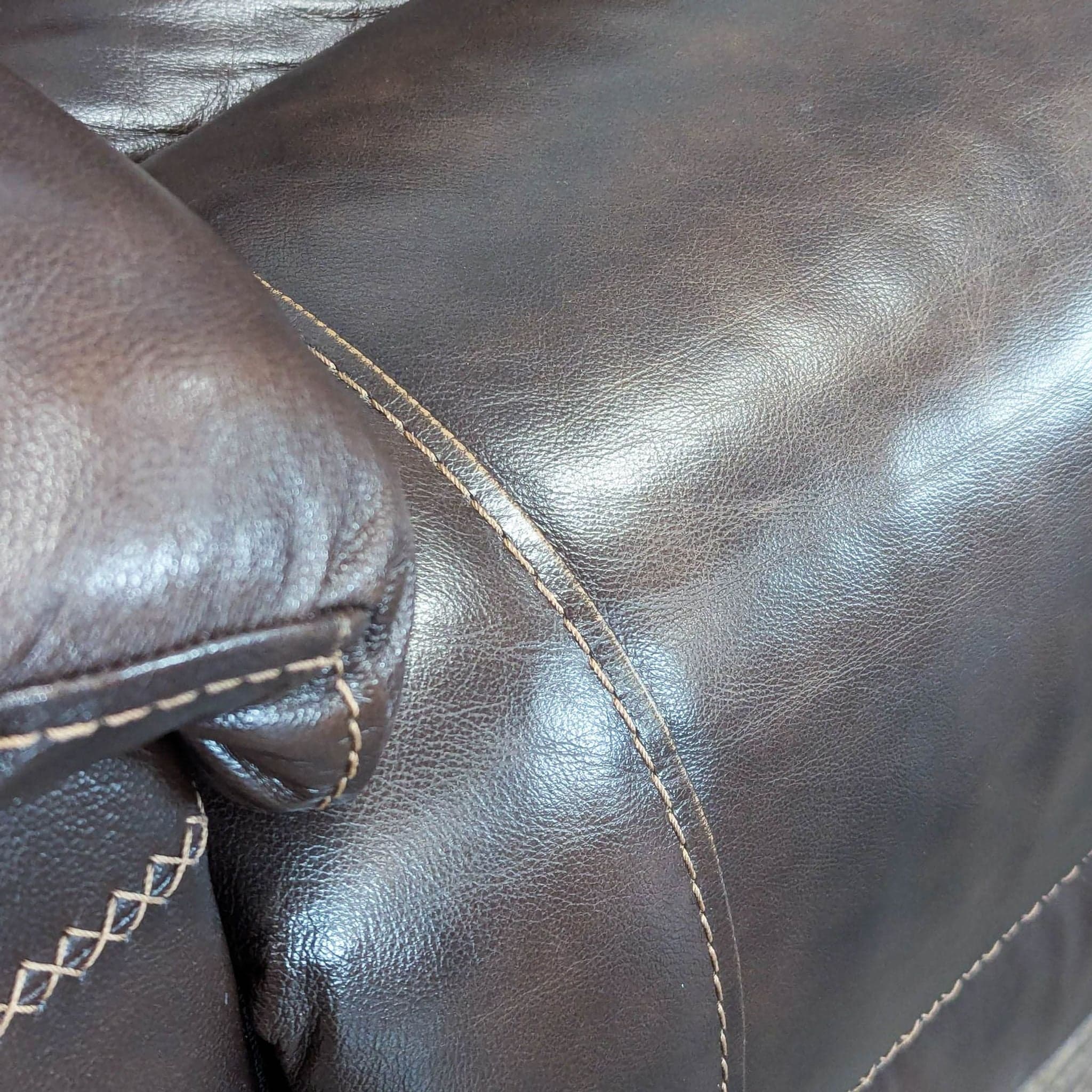 Brown Leather Reclining Loveseat with Plush Cushioning and Wide Armrests - Thumbnail 2
