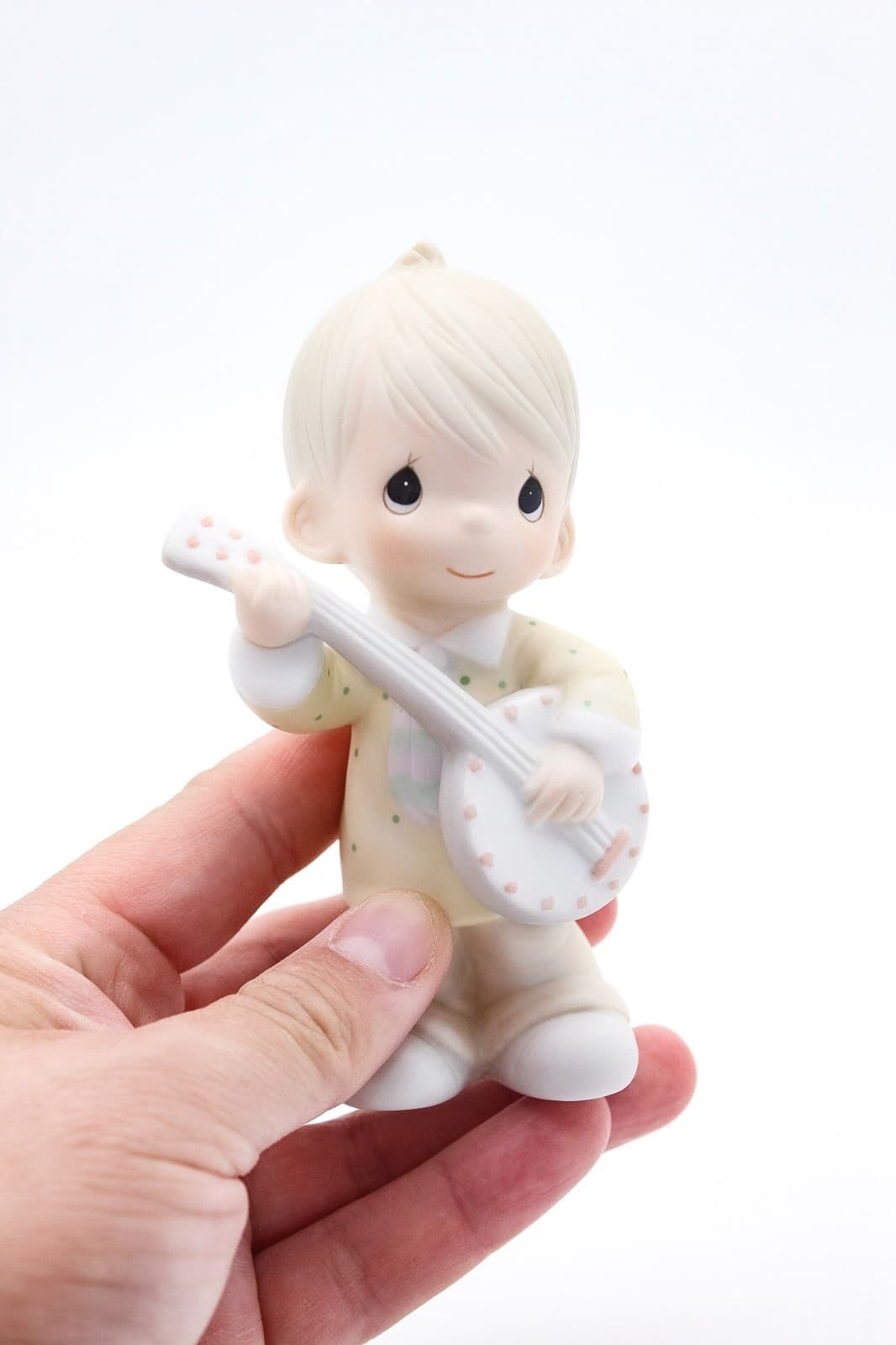 Precious Moments Happiness Is The Lord Enesco Porcelain Figurine 1984 - Thumbnail 2