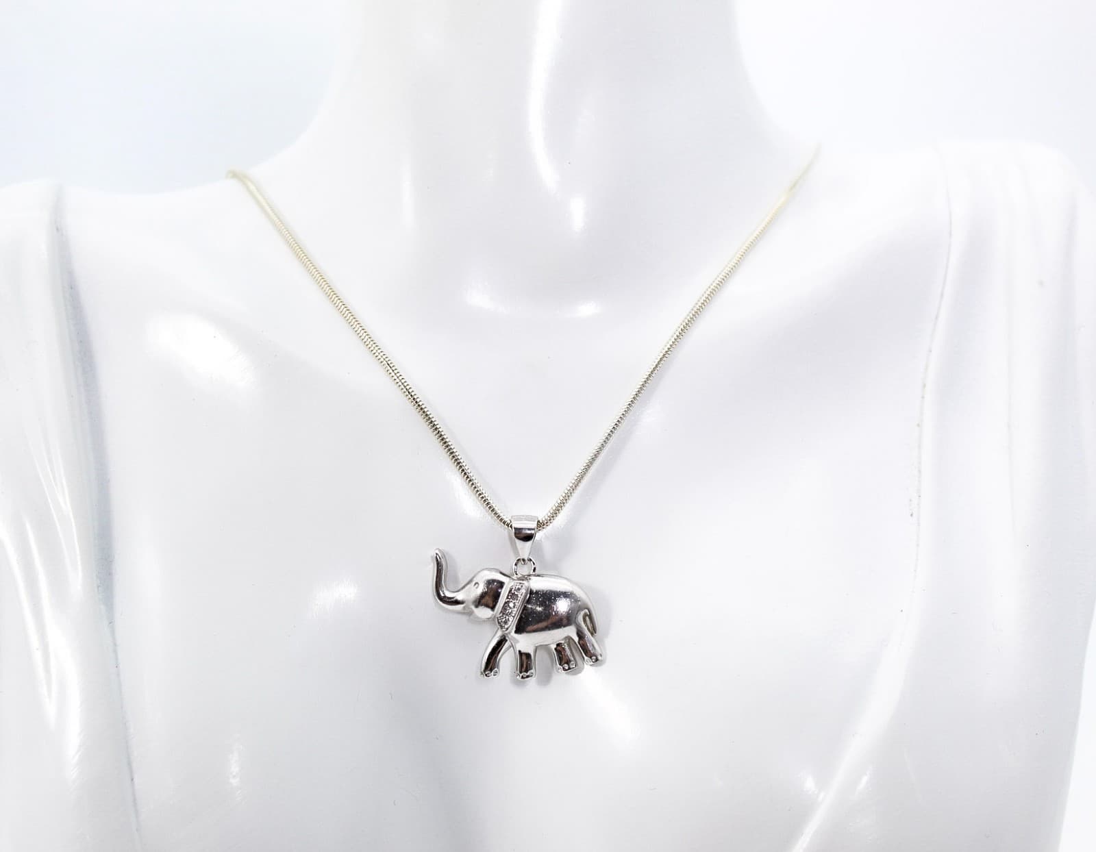 Sterling 925 Italy Pave Cubic Zirconia Elefant Pendant Snake Chain Neckalace - Thumbnail 8