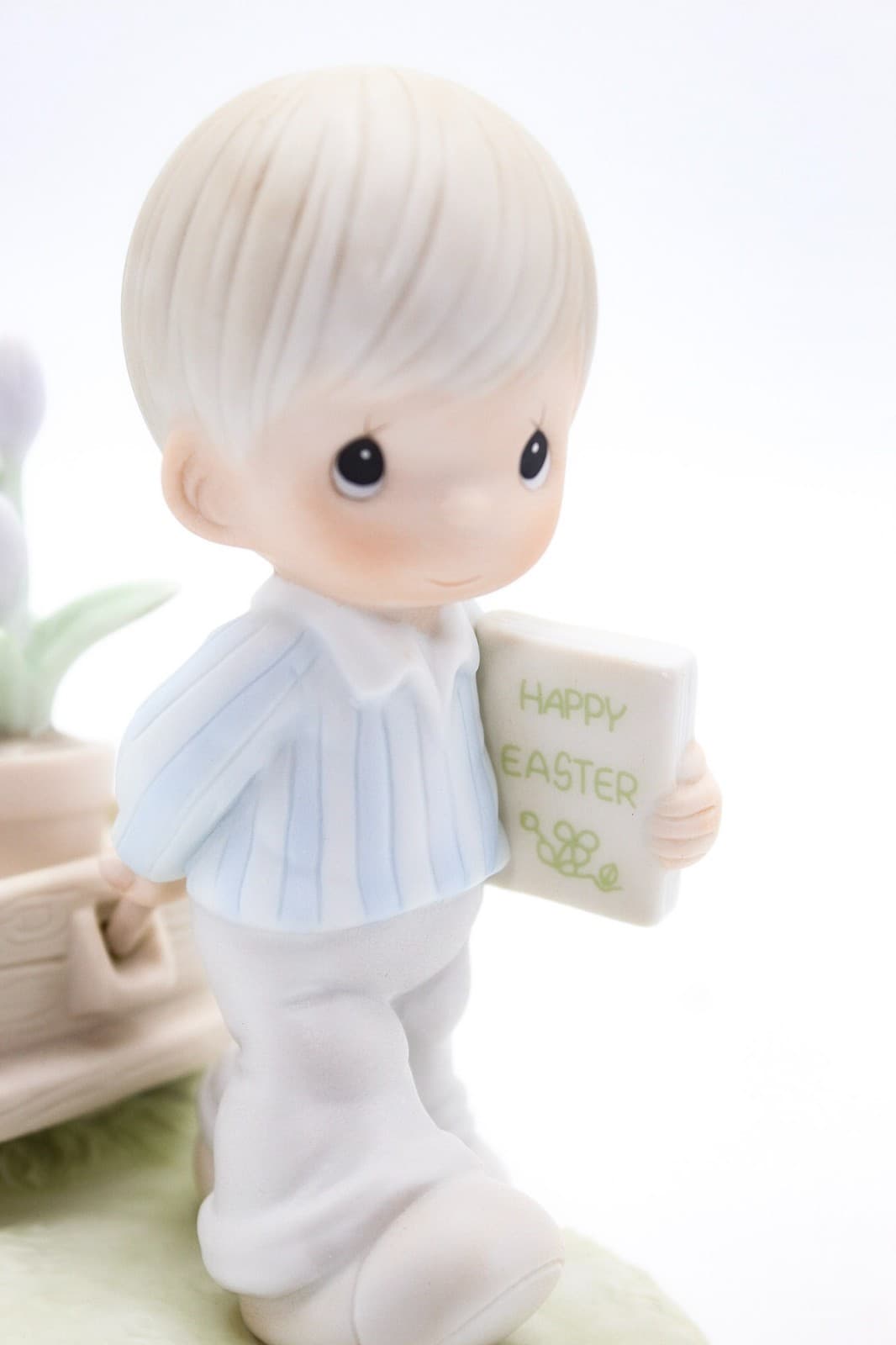 Precious Moments Easter's On Its Way Enesco Porcelain Figurine 1989 - Thumbnail 5