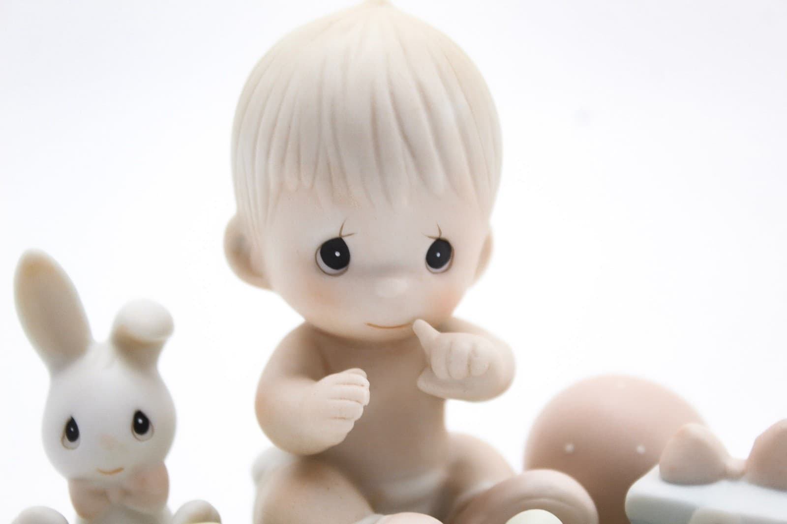 Precious Moments Heaven Bless You Enesco Porcelain Figurine 1989 - Thumbnail 8