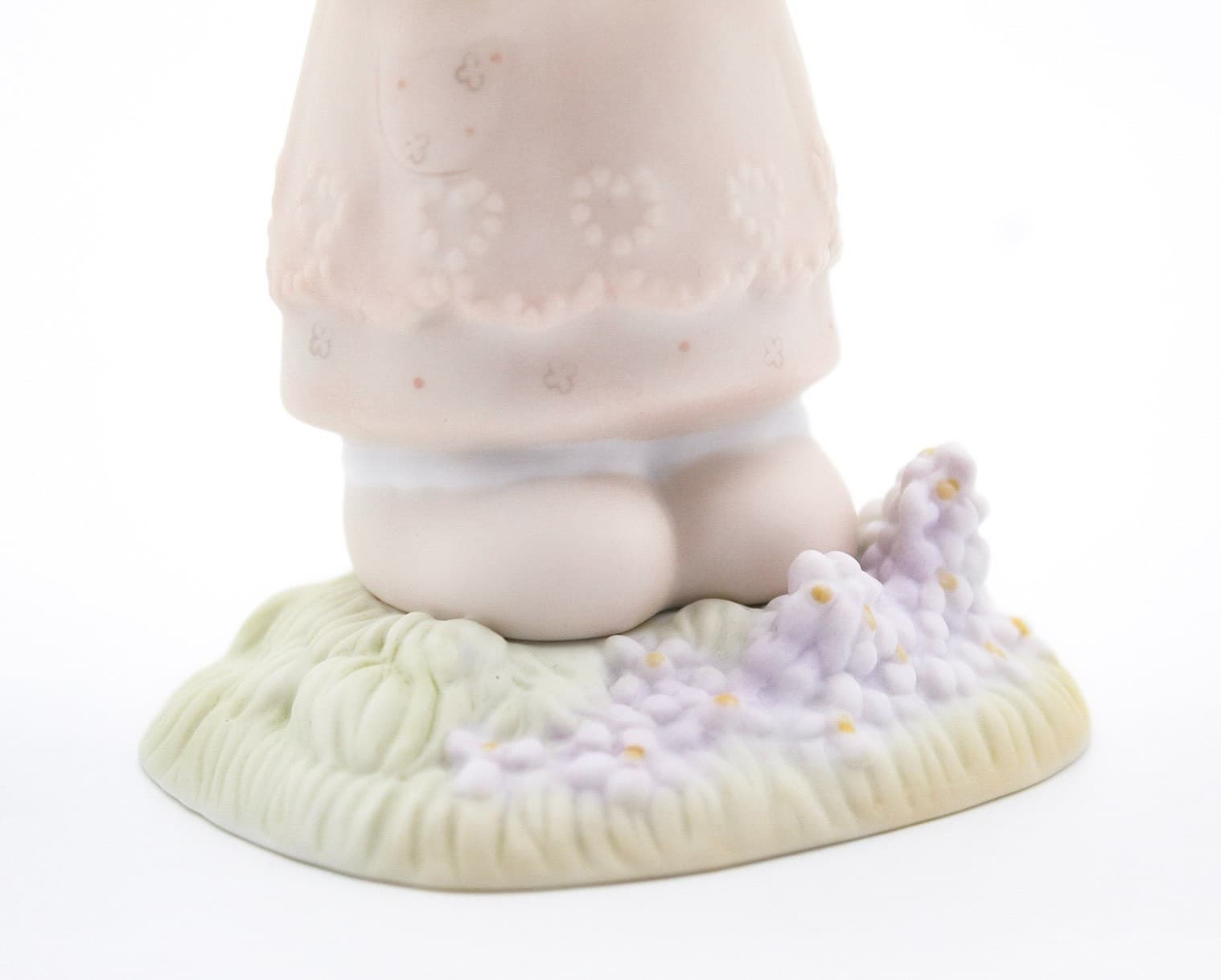Precious Moments We Are God's Worksmanship Enesco Porcelain Figurine 1982 - Thumbnail 5