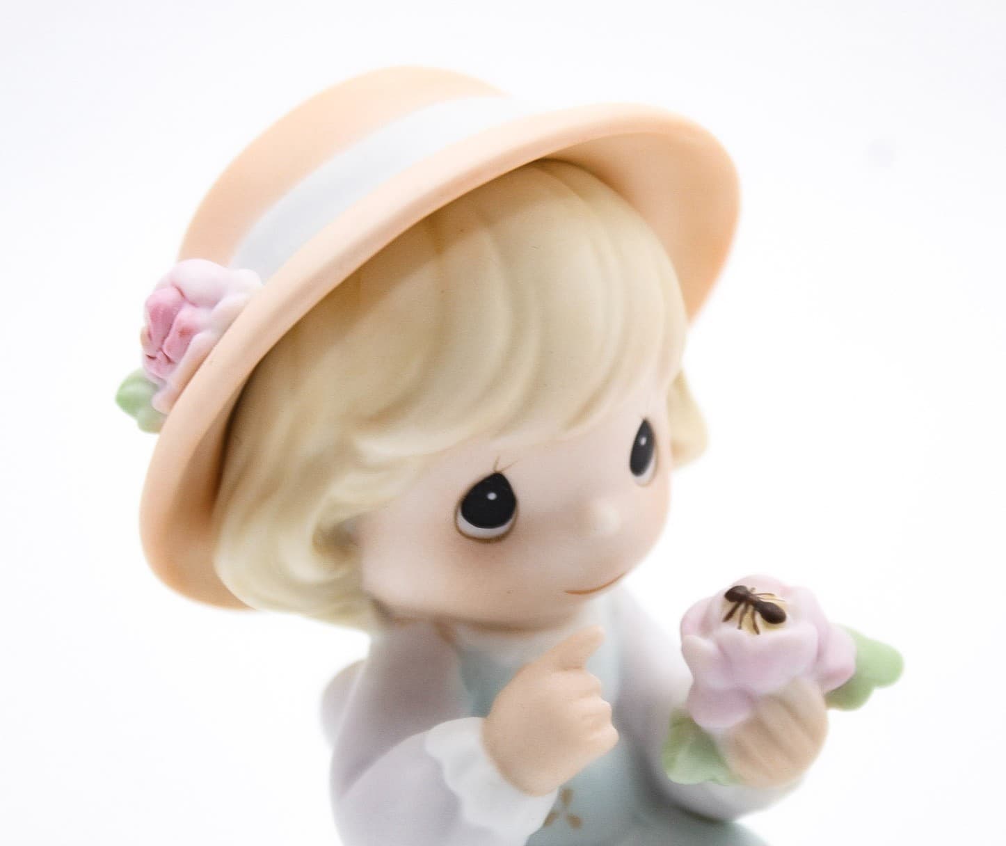 Precious Moments Auntie, You Make Beauty Blossom Enesco Porcelain Figurine 2000 - Thumbnail 7