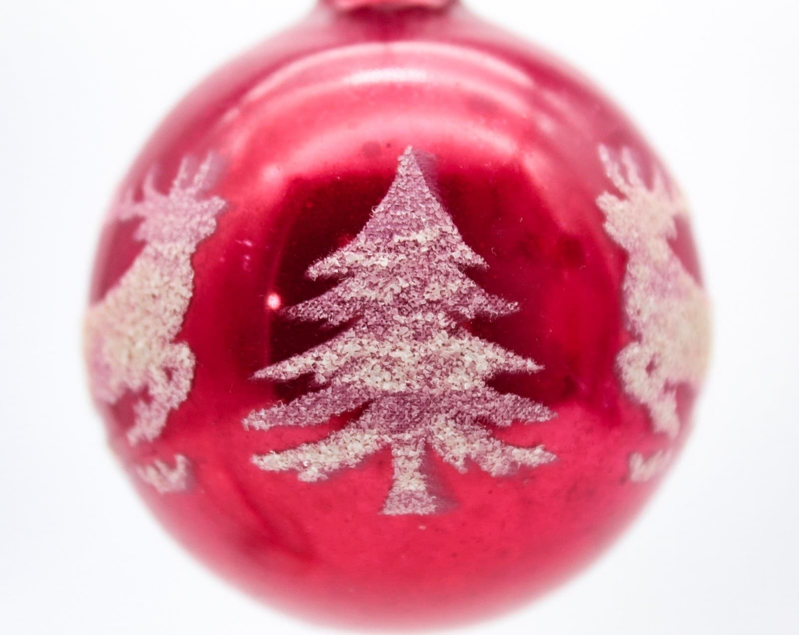Shiny Brite Vintage Red White Mica Reindeer Tree Motif Glass Christmas Ornament - Thumbnail 5