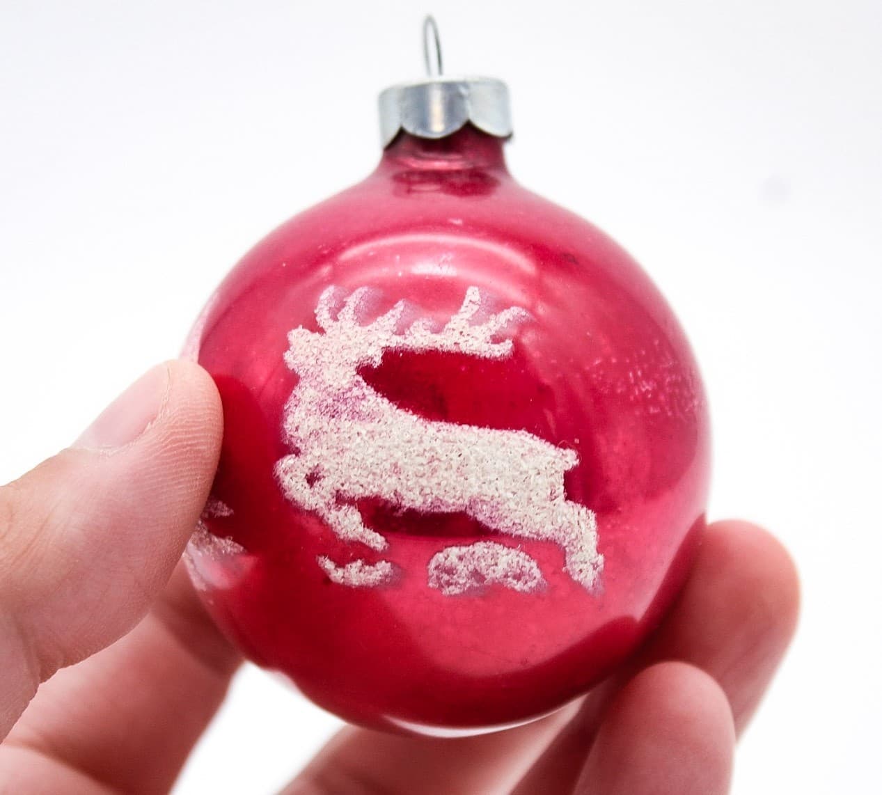Shiny Brite Vintage Red White Mica Reindeer Tree Motif Glass Christmas Ornament - Thumbnail 4