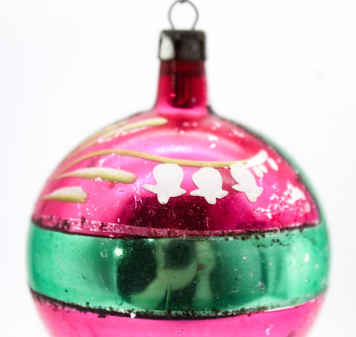 Vintage Mica Poland Pink & Green Lilly Flower Motif Glass Christmas Ornament - Thumbnail 6