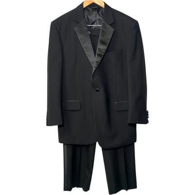 Jos. A. Bank Classic Black Tuxedo — Satin Peak Lapel 43/34