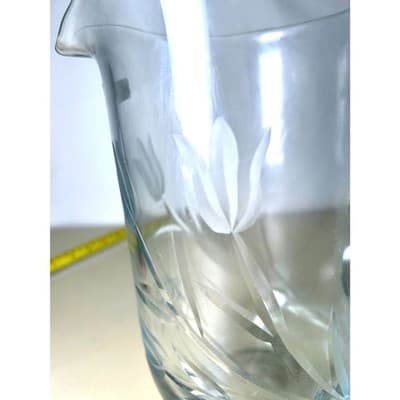 Colony Swan Lake etched Romanian crystal glass pitcher 9"h - Thumbnail 3