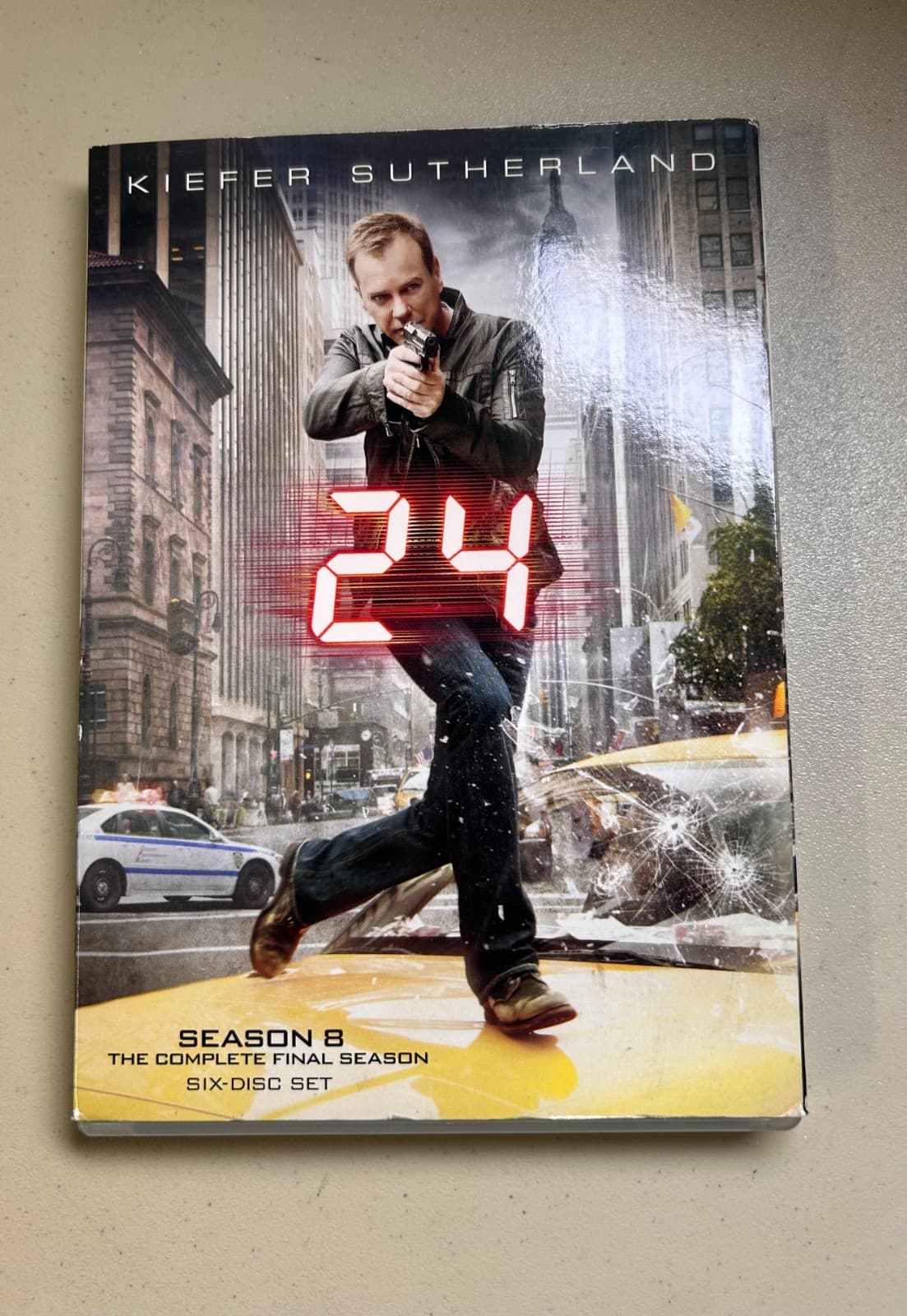 24 DVD Box Set – Complete First Five Seasons + Season 8 of the Hit Drama Series - Thumbnail 6