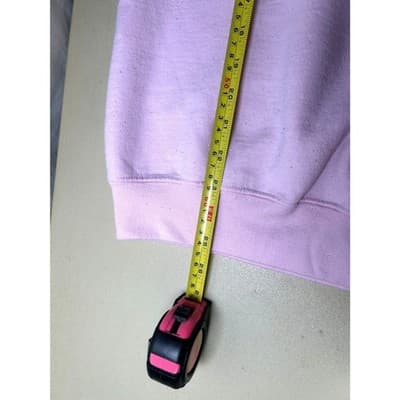 pink crewneck "Sweatpants, wine, & true crime"sweatshirt Small - Thumbnail 6
