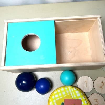 Lovevery The Thinker Kit Parts - Sliding top Box, Coins/Purse, Etc - Thumbnail 5